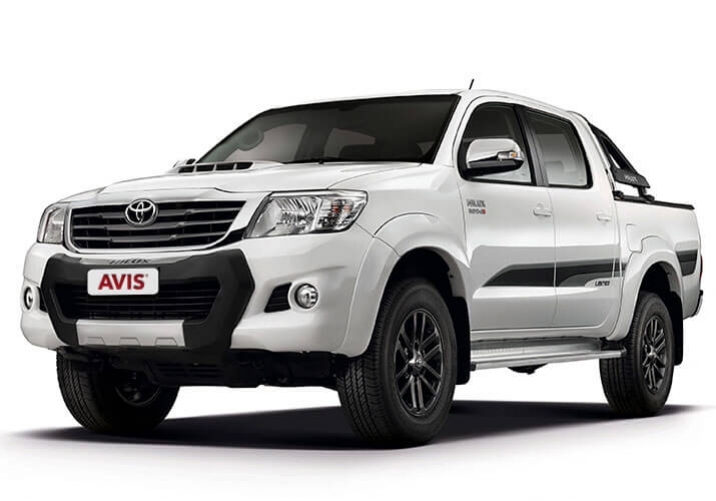 Toyota Hilux 4x4 2.8 o similar