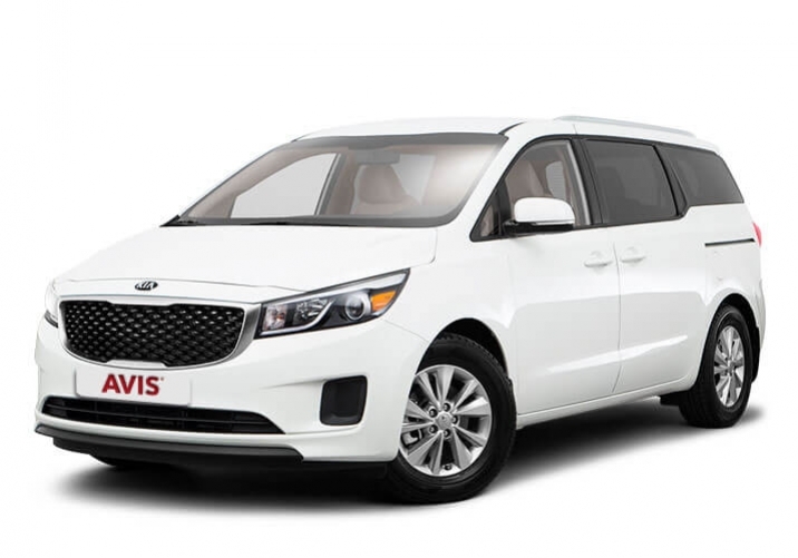 Kia Grand Carnival
 o similar